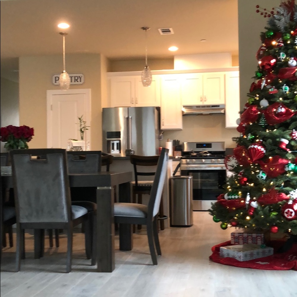 Meet your Posher, Jaime